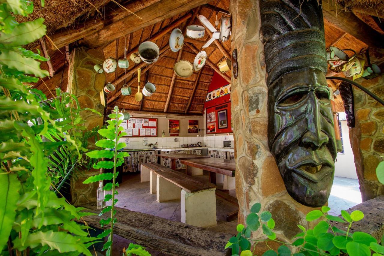 Victoria Falls Backpackers Lodge- Camp Sites エクステリア 写真