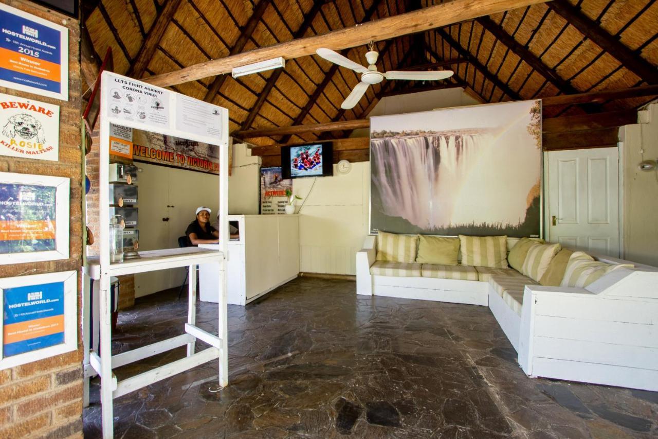 Victoria Falls Backpackers Lodge- Camp Sites エクステリア 写真