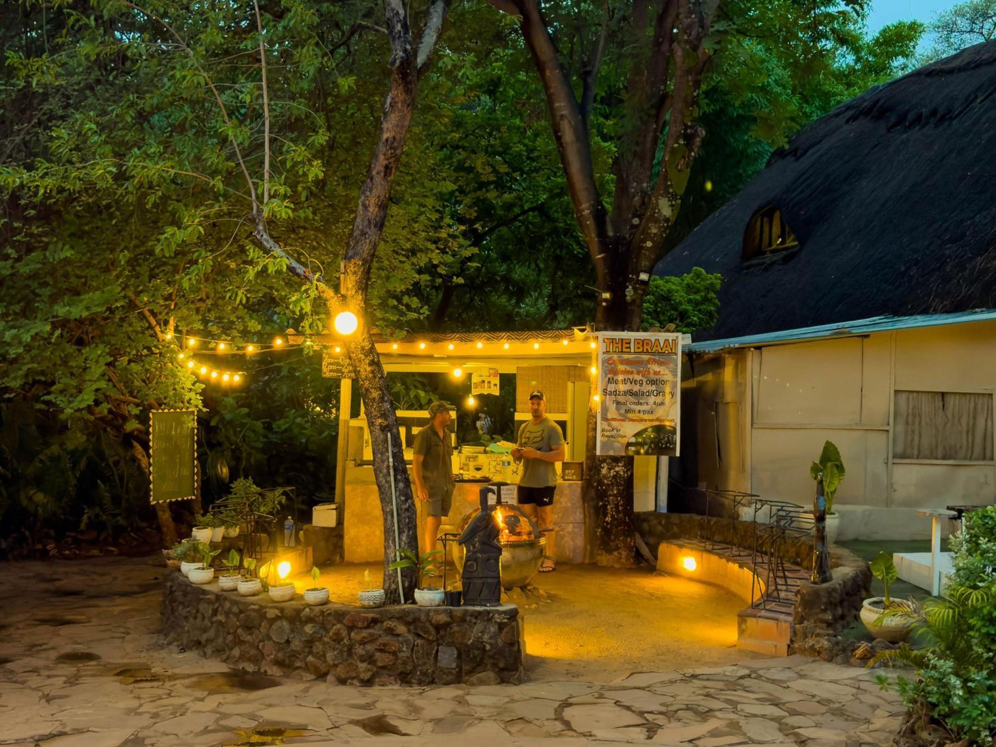 Victoria Falls Backpackers Lodge- Camp Sites エクステリア 写真