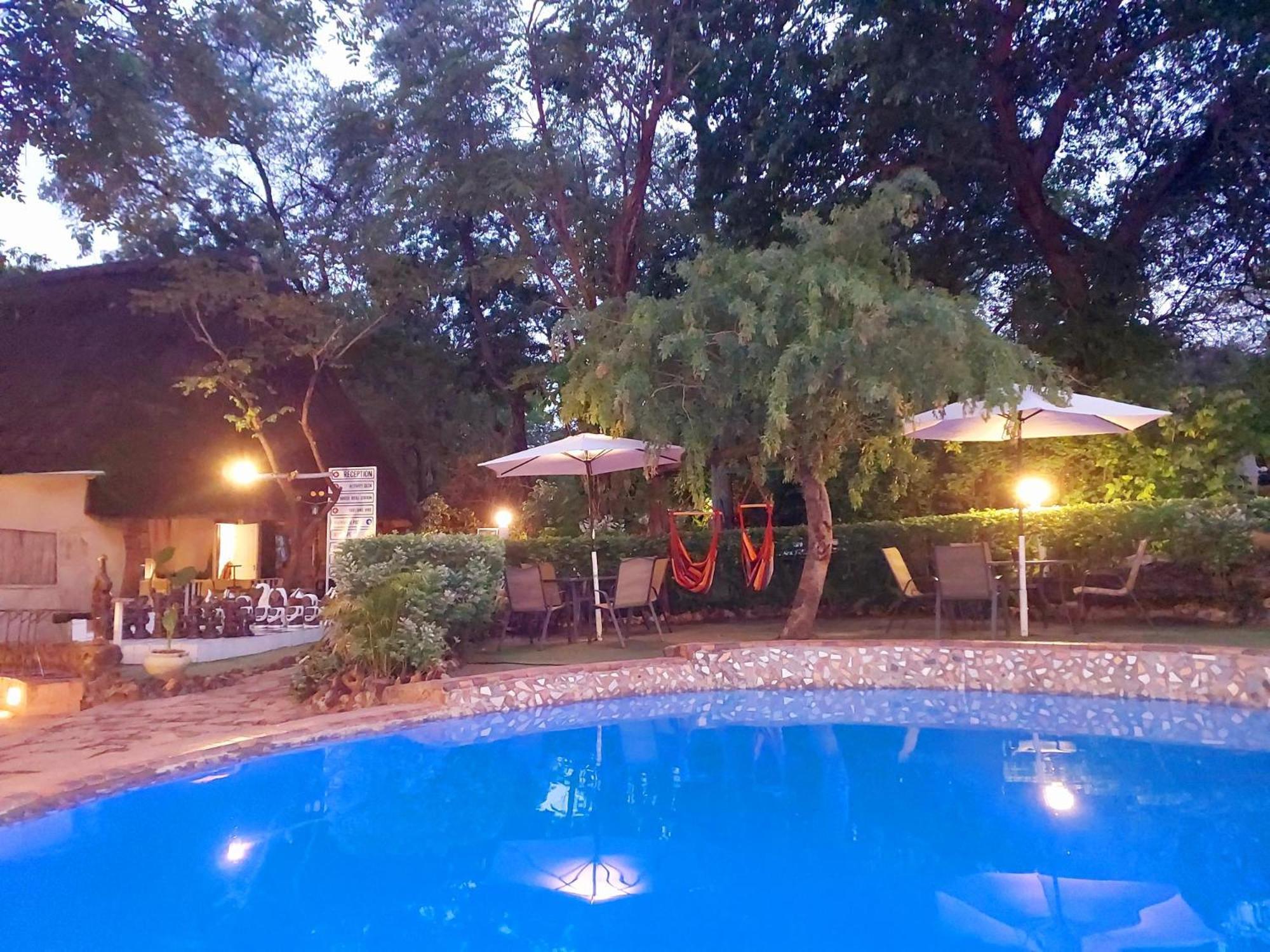 Victoria Falls Backpackers Lodge- Camp Sites エクステリア 写真