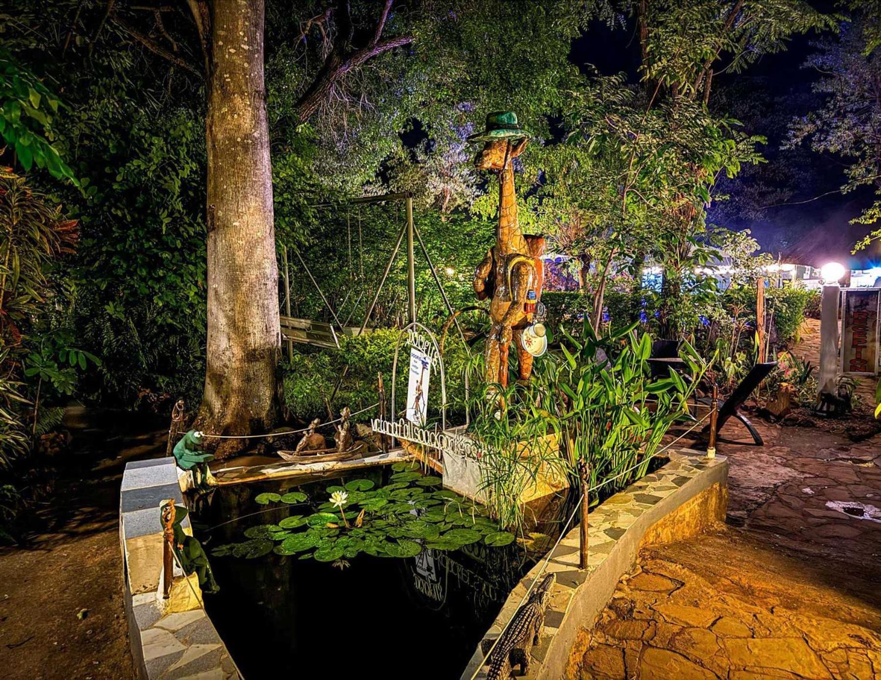 Victoria Falls Backpackers Lodge- Camp Sites エクステリア 写真